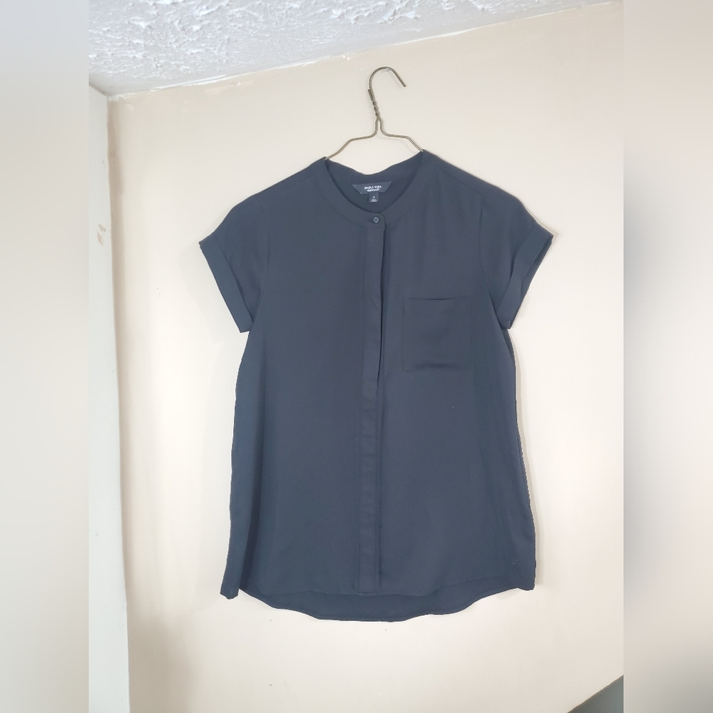 Simply Vera Wang shirt in black